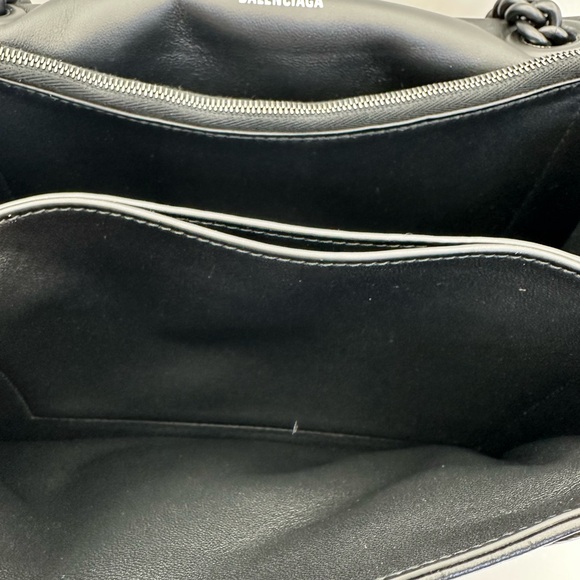 Black Balenciaga crush chain bag Large - Picture 5 of 7